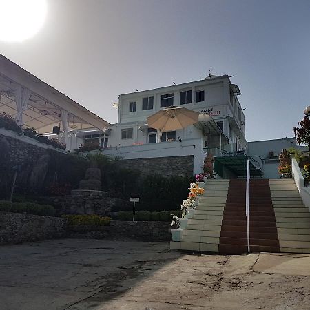 โรงแรมคาร์นาวาตี เมาท์อาบู ภายนอก รูปภาพ